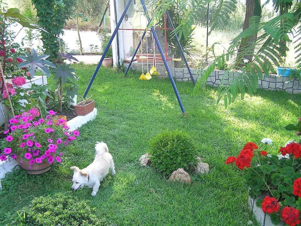 Villa Dallas Vourvourou Apartment