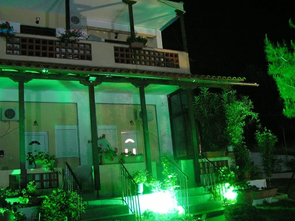 Villa Dallas Vourvourou 0*,  Greece