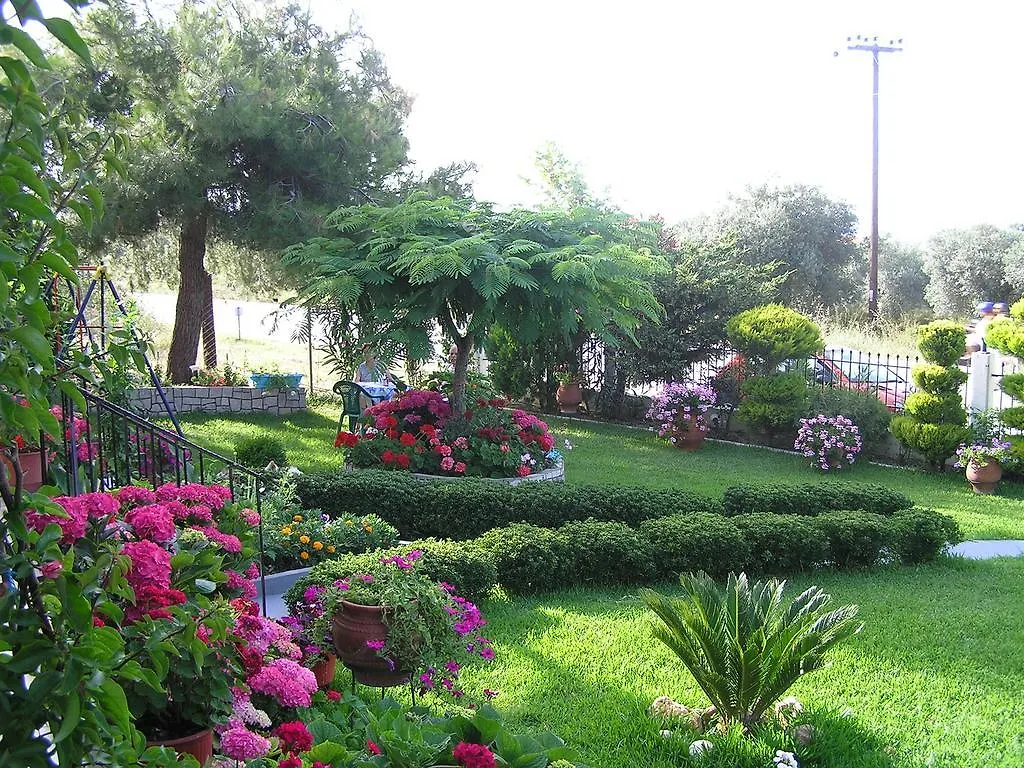 Villa Dallas Vourvourou Apartment